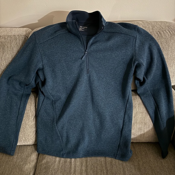 ARC’TERYX HAUL. Sizes are M,L for the pink jacket (women) - Picture 5 of 16